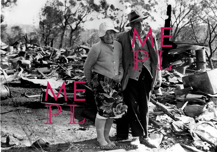 : Bushfire in Australia, 1957 : Bushfire in Australia, 1957