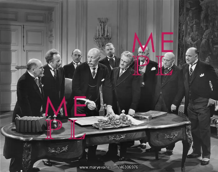 : Businessmen meeting in a boardroom : Businessmen meeting in a boardroom