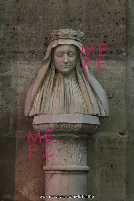 : Bust of Marie d'Anjou, Basilique Saint-Denis : Bust of Marie d'Anjou, Basilique Saint-Denis