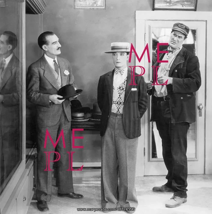 : Buster Keaton (center) with Ernest Torrence (right) in Stea : Buster Keaton (center) with Ernest Torrence (right) in Stea