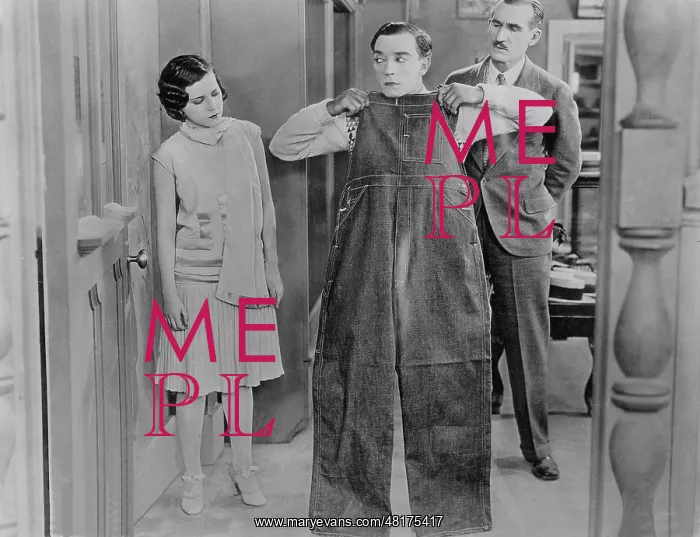 : Buster Keaton (center) with Ernest Torrence (right) in Stea : Buster Keaton (center) with Ernest Torrence (right) in Stea