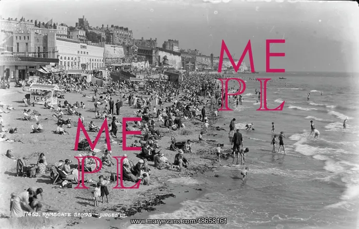 : Busy Day at Ramsgate Sands : Busy Day at Ramsgate Sands