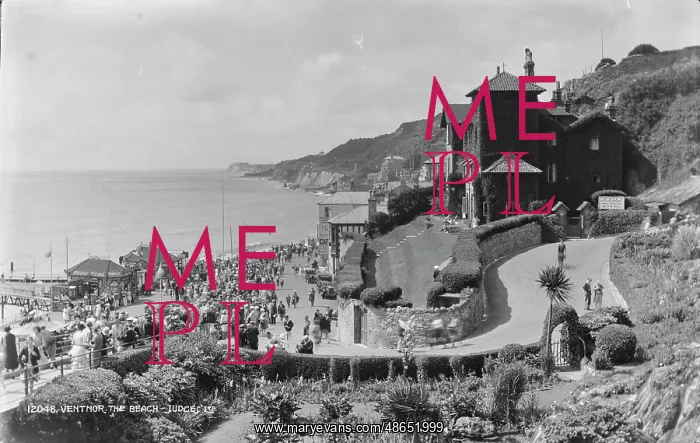 : A Busy Day at Ventnor Beach : A Busy Day at Ventnor Beach