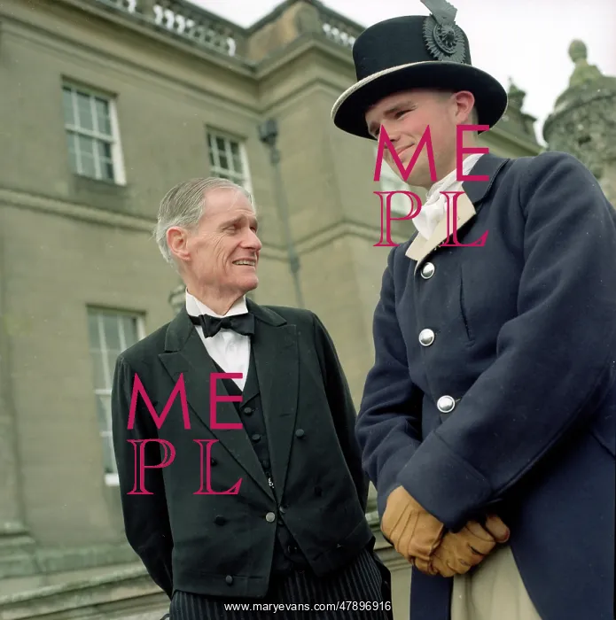 : BUTLER & GROOM : BUTLER & GROOM