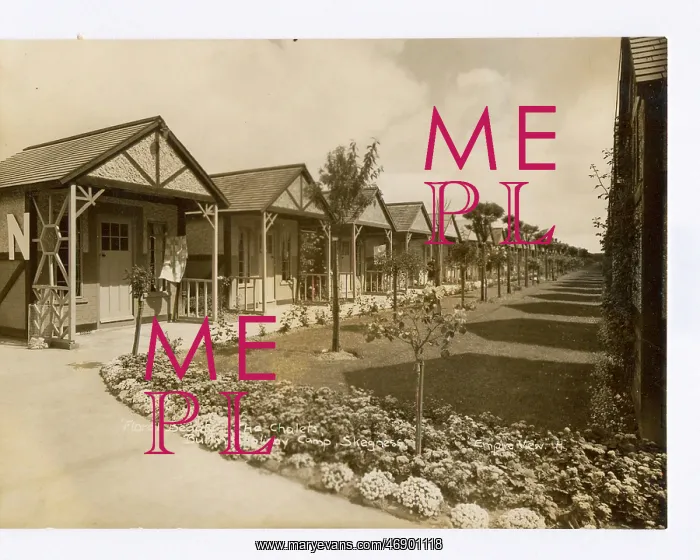 : Butlins, Chalets, Garden, Flowers : Butlins, Chalets, Garden, Flowers