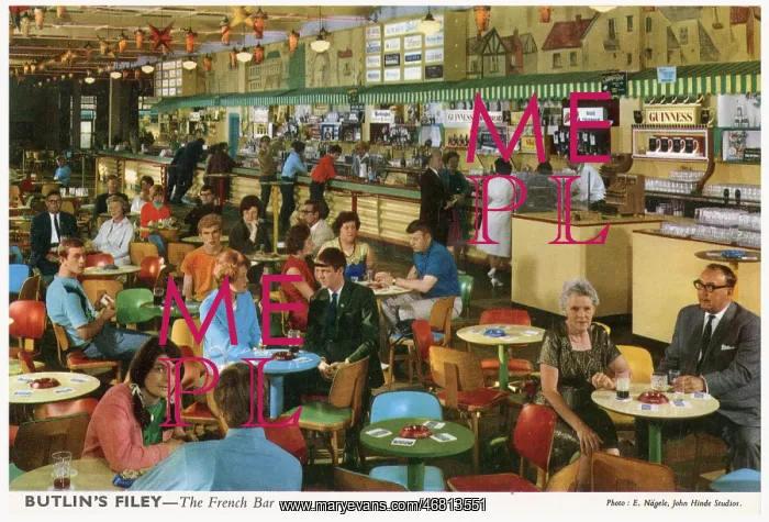 : Butlin's Filey - The French Bar