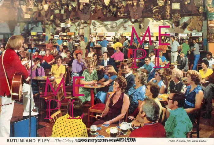 : Butlin's Filey - The Gaiety Bar : Butlin's Filey - The Gaiety Bar