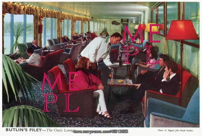: Butlin's Filey - The Oasis Lounge : Butlin's Filey - The Oasis Lounge