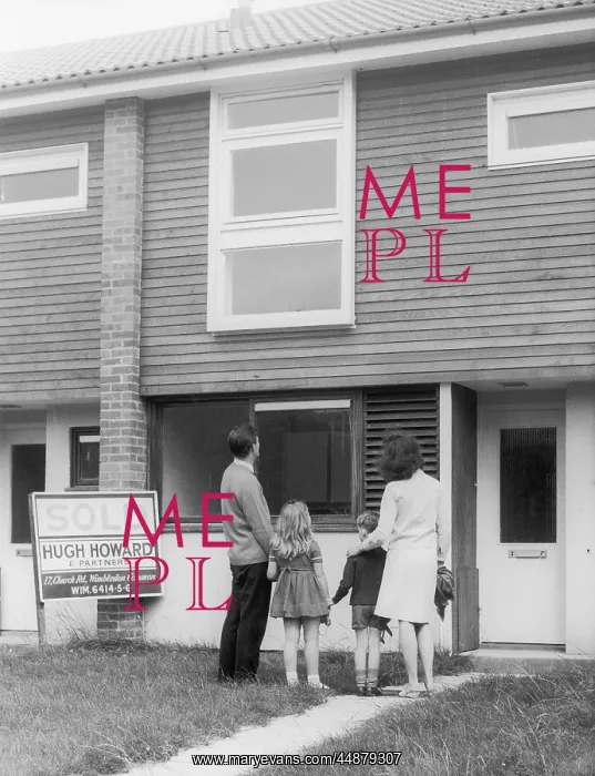  : BUYING A HOUSE 1960S