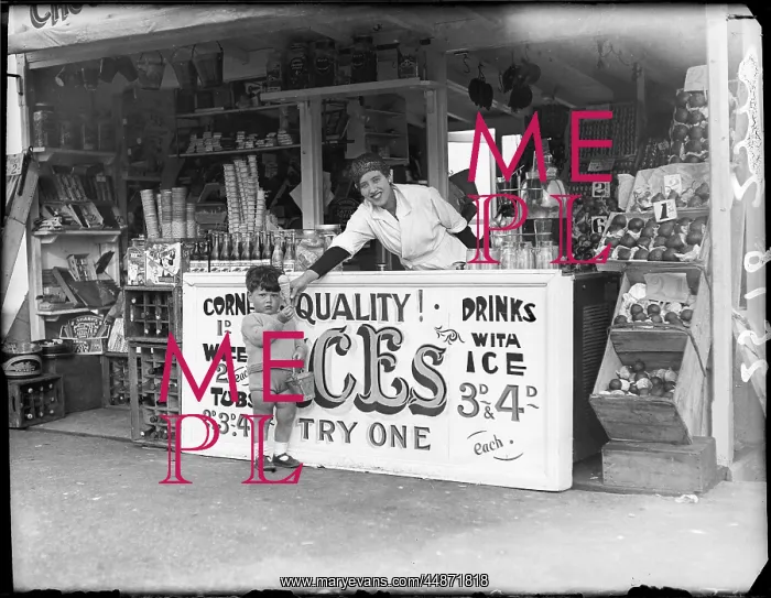 : BUYING AN ICE CREAM : BUYING AN ICE CREAM