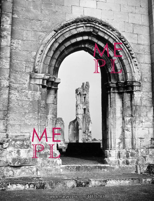 : BYLAND ABBEY : BYLAND ABBEY