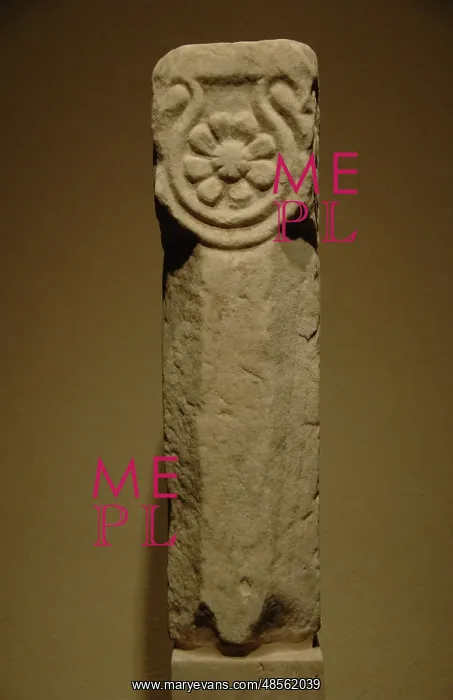 : Byzantine art. Column capitals decorated with marble relief : Byzantine art. Column capitals decorated with marble relief