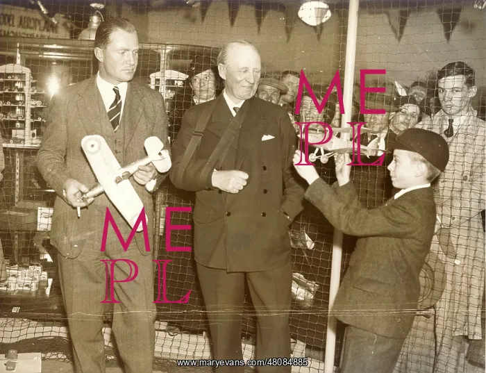 : C W A Scott, left, and Sir Harry Brittain : C W A Scott, left, and Sir Harry Brittain