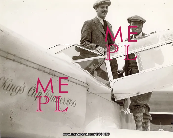 : C W A Scott, right, and his co-pilot Giles Guthrie : C W A Scott, right, and his co-pilot Giles Guthrie