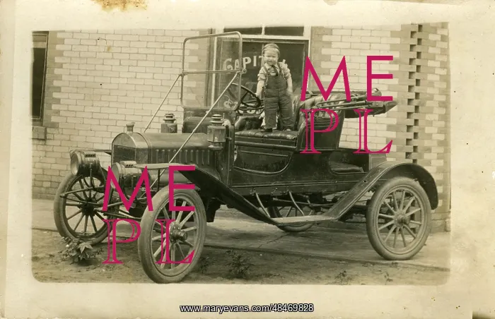  : C1908 Maxwell Vintage Car