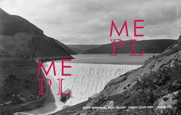 : Caban Goch Dam in Elan Valley : Caban Goch Dam in Elan Valley