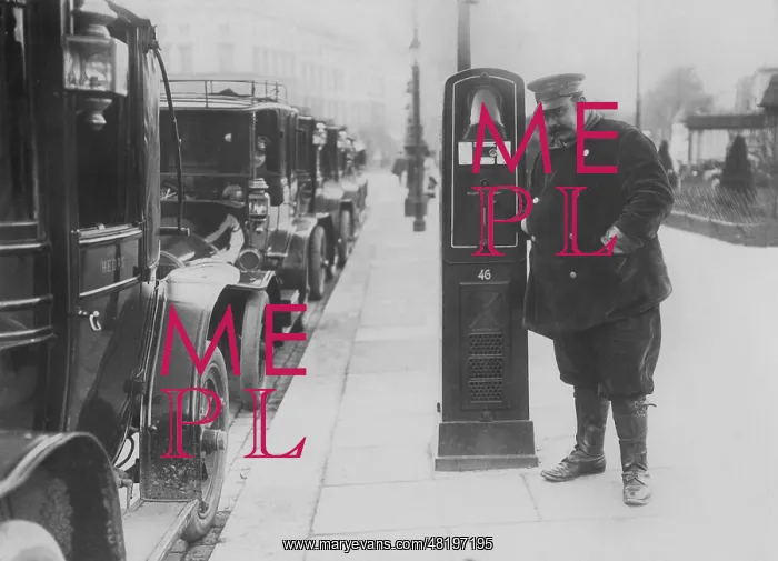 : Cabs in Berlin, 1912 : Cabs in Berlin, 1912