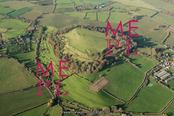 : Cadbury Castle hillfort, Somerset : Cadbury Castle hillfort, Somerset