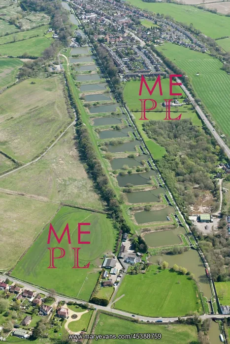  : Caen Hill Locks, Kennet and Avon Canal, Devizes, Wiltshire