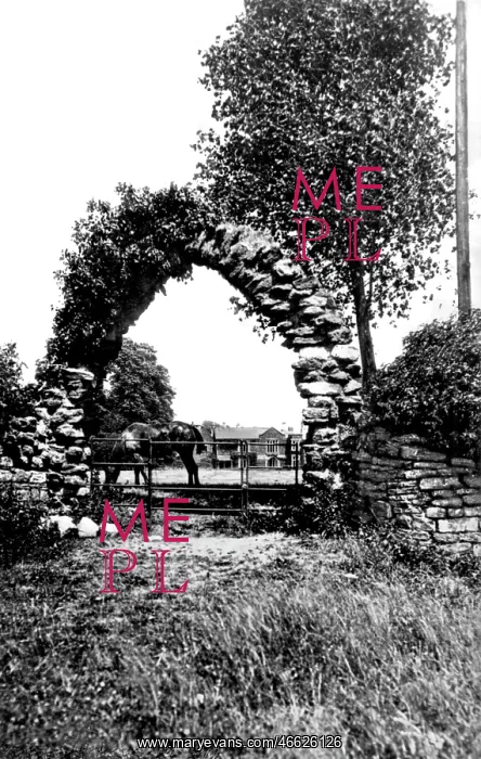  : Caerleon, the Roman Arch 1931
