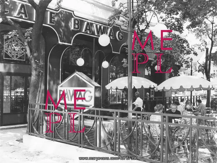 : Cafe BAWAG in Vienna : Cafe BAWAG in Vienna