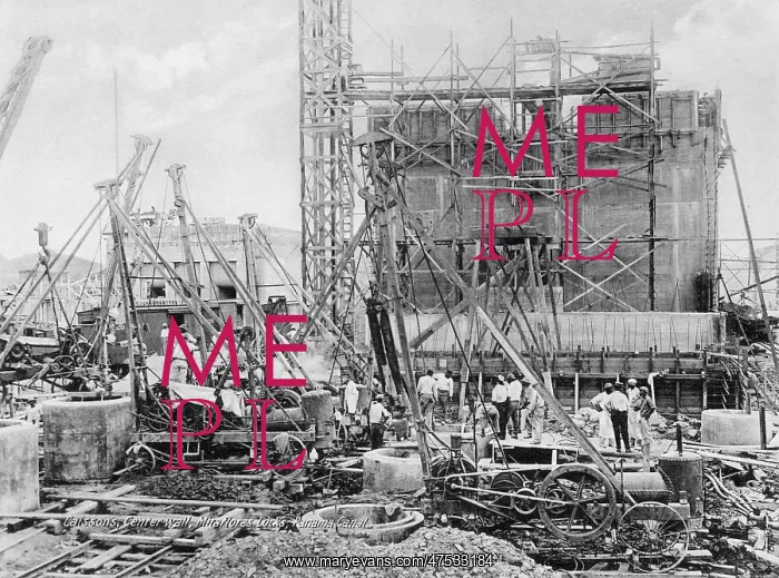  : Caissons, Centre wall, Miraflores locks, Panama Canal