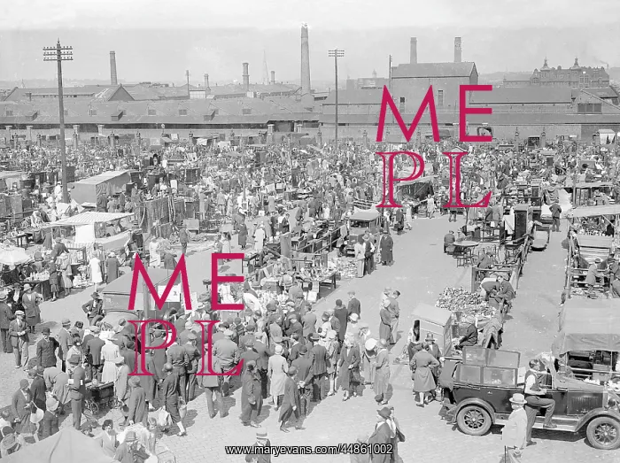 : CALEDONIAN MARKET 1930S : CALEDONIAN MARKET 1930S