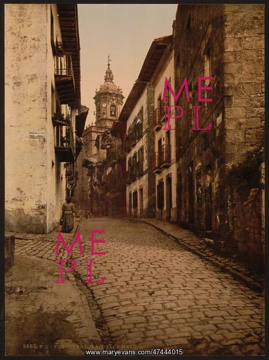 : Calle Mayor, Fuenterrabia, Spain : Calle Mayor, Fuenterrabia, Spain