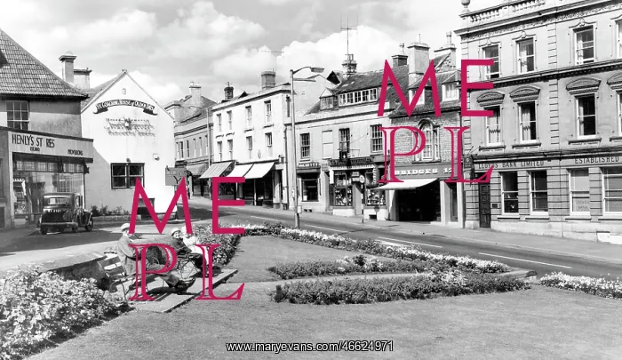  : Calne, Central Gardens c1960