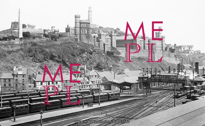  : Calton Hill, Edinburgh