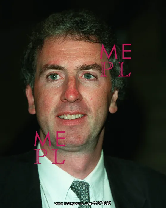  : Calum Macdonald MP