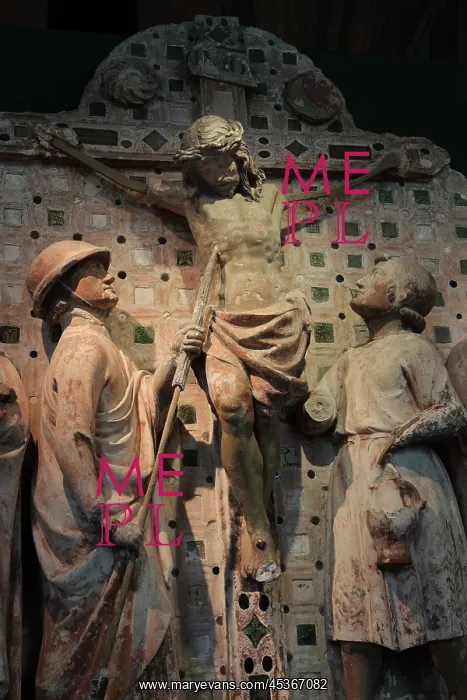 : Calvary, Crypt, Bourges Cathedral, Bourges, Centre : Calvary, Crypt, Bourges Cathedral, Bourges, Centre