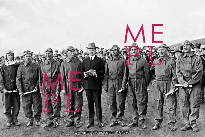 : Calvin Coolidge with pilots, 1927 : Calvin Coolidge with pilots, 1927