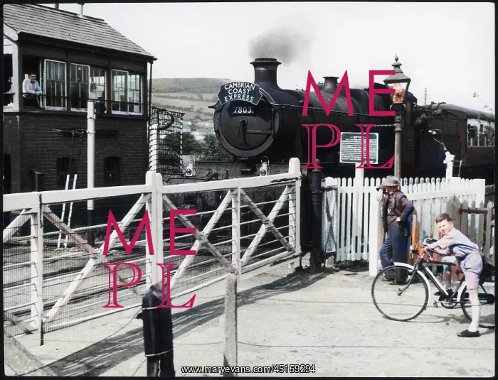 : CAMBRIAN COAST EXPRESS : CAMBRIAN COAST EXPRESS