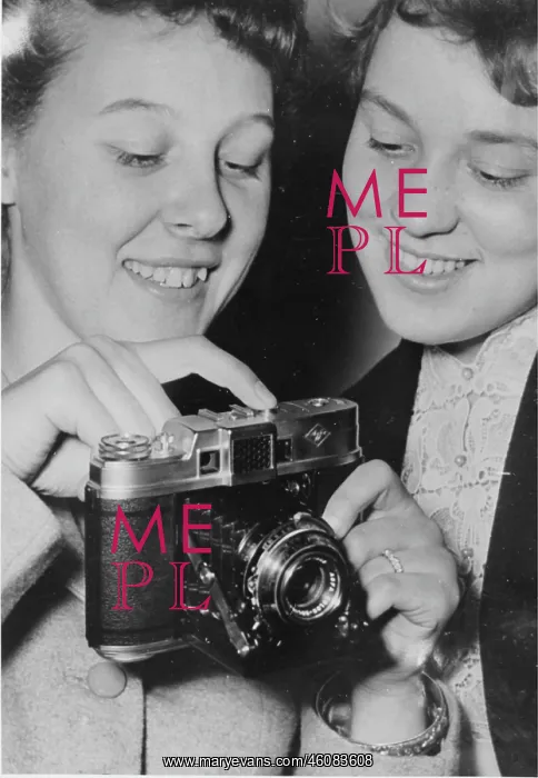 : Camera Automatic 66 with fully automatic of the : Camera Automatic 66 with fully automatic of the