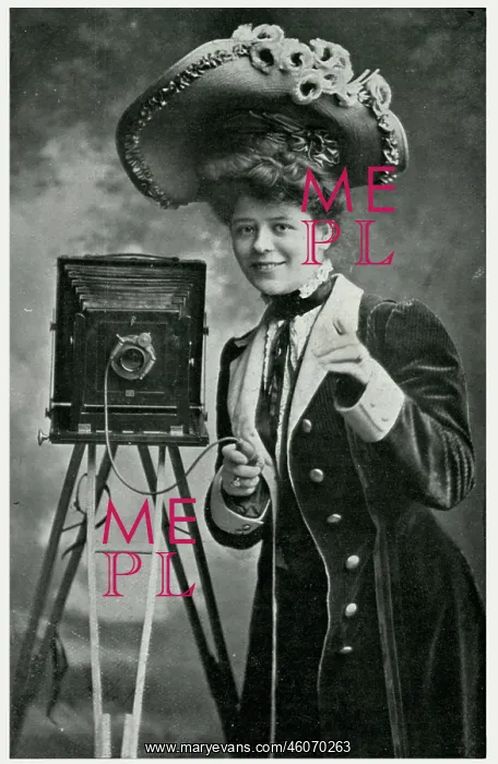 : Camille Clifford : Camille Clifford