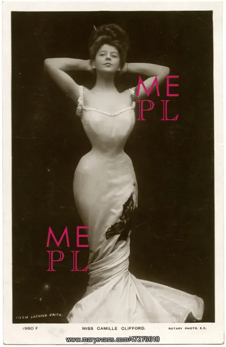  : Camille Clifford