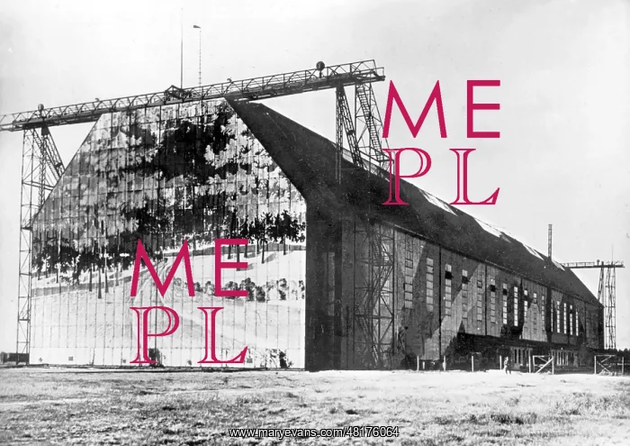 : Camouflaged airship hangar, 1916 : Camouflaged airship hangar, 1916