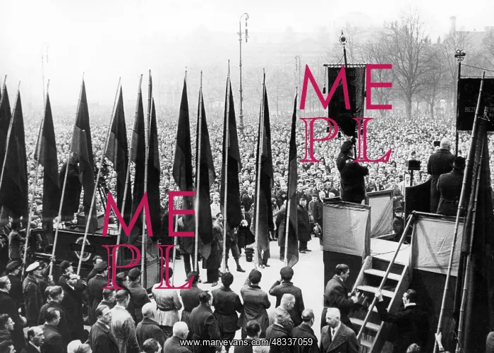 : Campaign rally of the Iron Front in Berlin, 1932 : Campaign rally of the Iron Front in Berlin, 1932