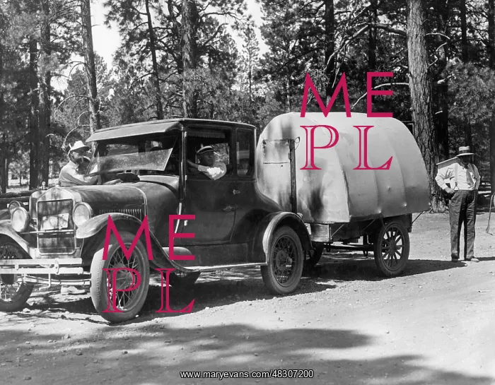 : Camper van, 1929 : Camper van, 1929