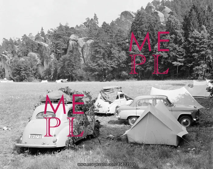 : Campground - tents : Campground - tents