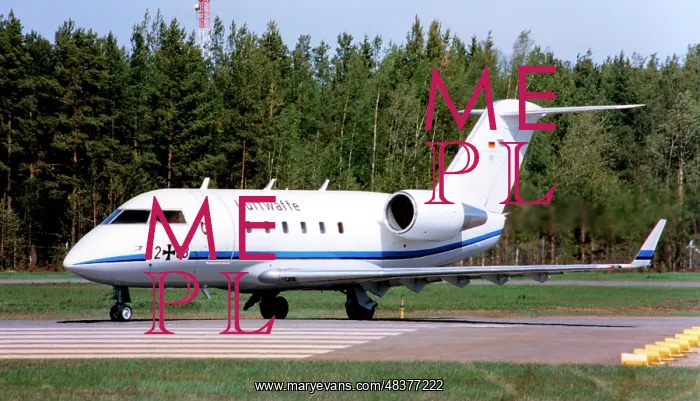 : Canadair Challenger 601 12+03 : Canadair Challenger 601 12+03
