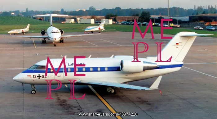 : Canadair Challenger 601 12+04 : Canadair Challenger 601 12+04