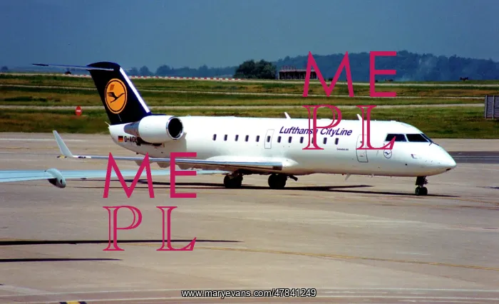 : Canadair CRJ-200LR D-ACLG : Canadair CRJ-200LR D-ACLG