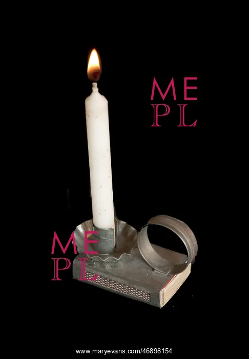 : Candle go to bed : Candle go to bed
