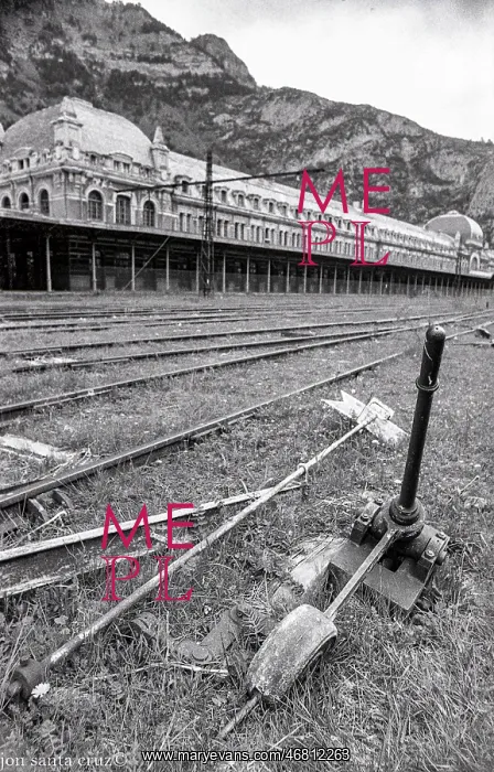 : Canfranc International Railway Station, Spanish Pyrenees : Canfranc International Railway Station, Spanish Pyrenees