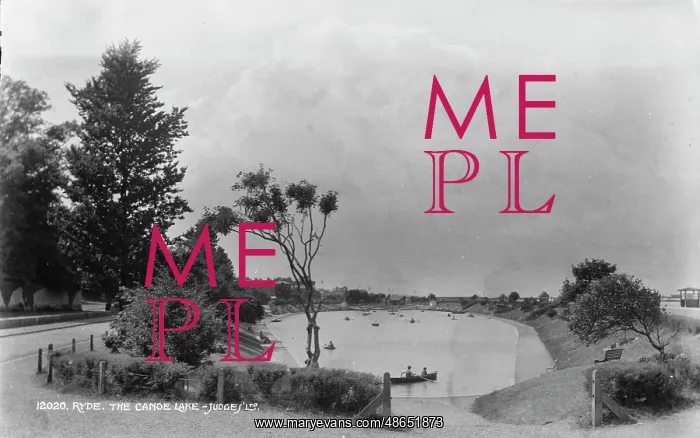 : Canoe Lake in Ryde : Canoe Lake in Ryde
