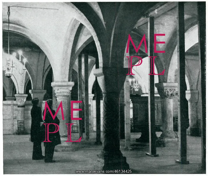 : Canterbury Cathedral Crypt supports, September 1939 : Canterbury Cathedral Crypt supports, September 1939