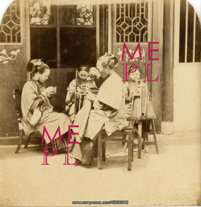 : Canton. Group of Women at Work : Canton. Group of Women at Work