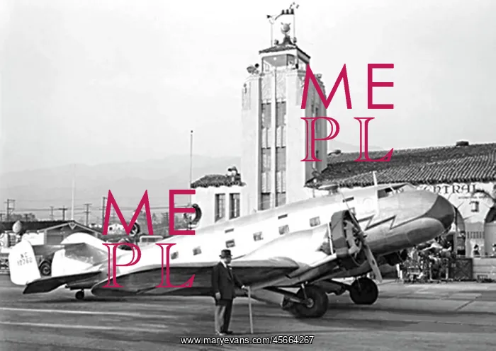 : Capelis XC-12 (forward view, on the ground) at Glendale : Capelis XC-12 (forward view, on the ground) at Glendale